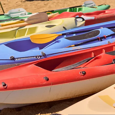 Experience The Breeze In Our Bright Flat *