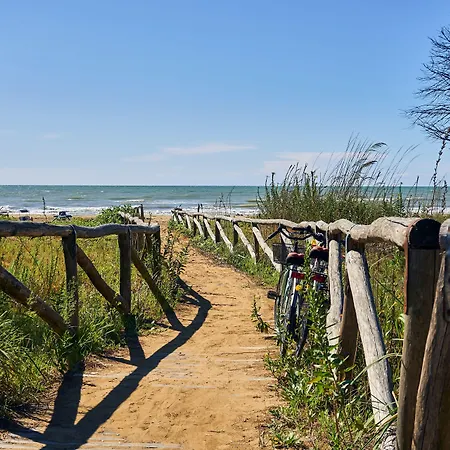 Experience The Breeze In Our Bright Flat Appartement *