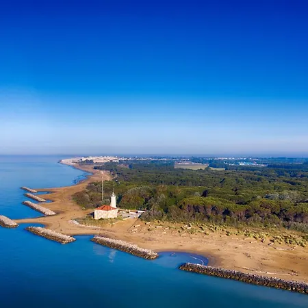 Experience The Breeze In Our Bright Flat Appartement Bibione